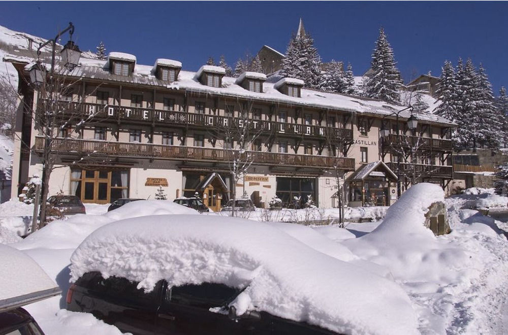 Hotel Castillan La Grave Exterior photo